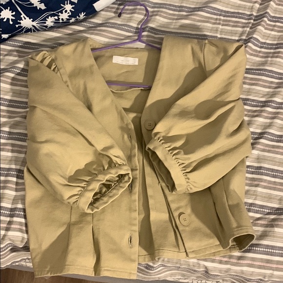 Oak+fort button front top - Picture 3 of 3